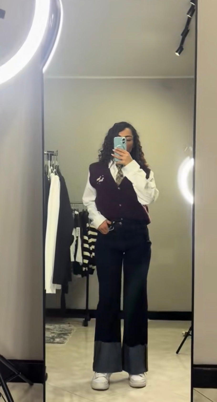 Jeans lavaggio zero con piegone