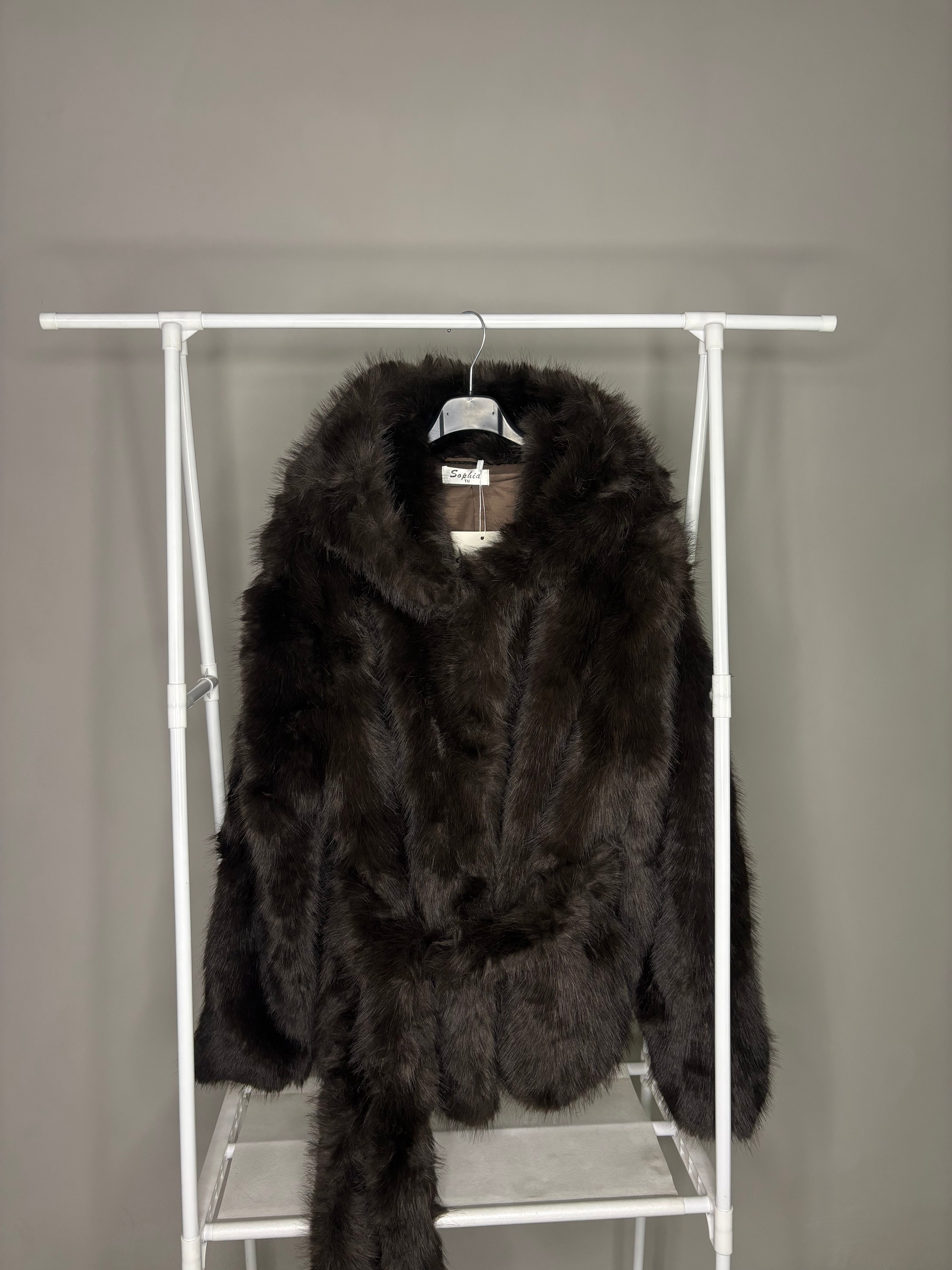 pelliccia pelo lungo marrone